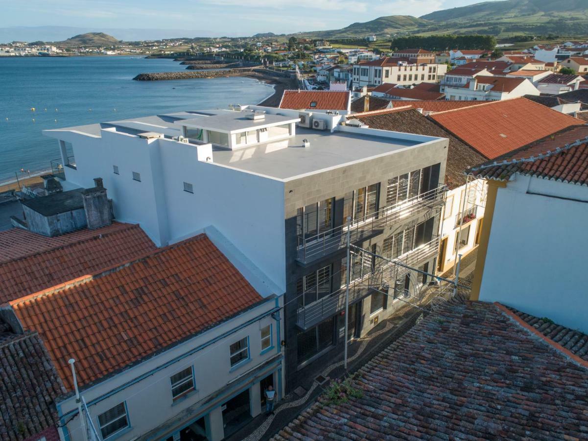 Black House Praia da Vitória Exteriör bild